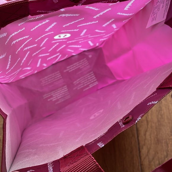 Lululemon | Reusable Tote Bag (Small) - Picture 6 of 11